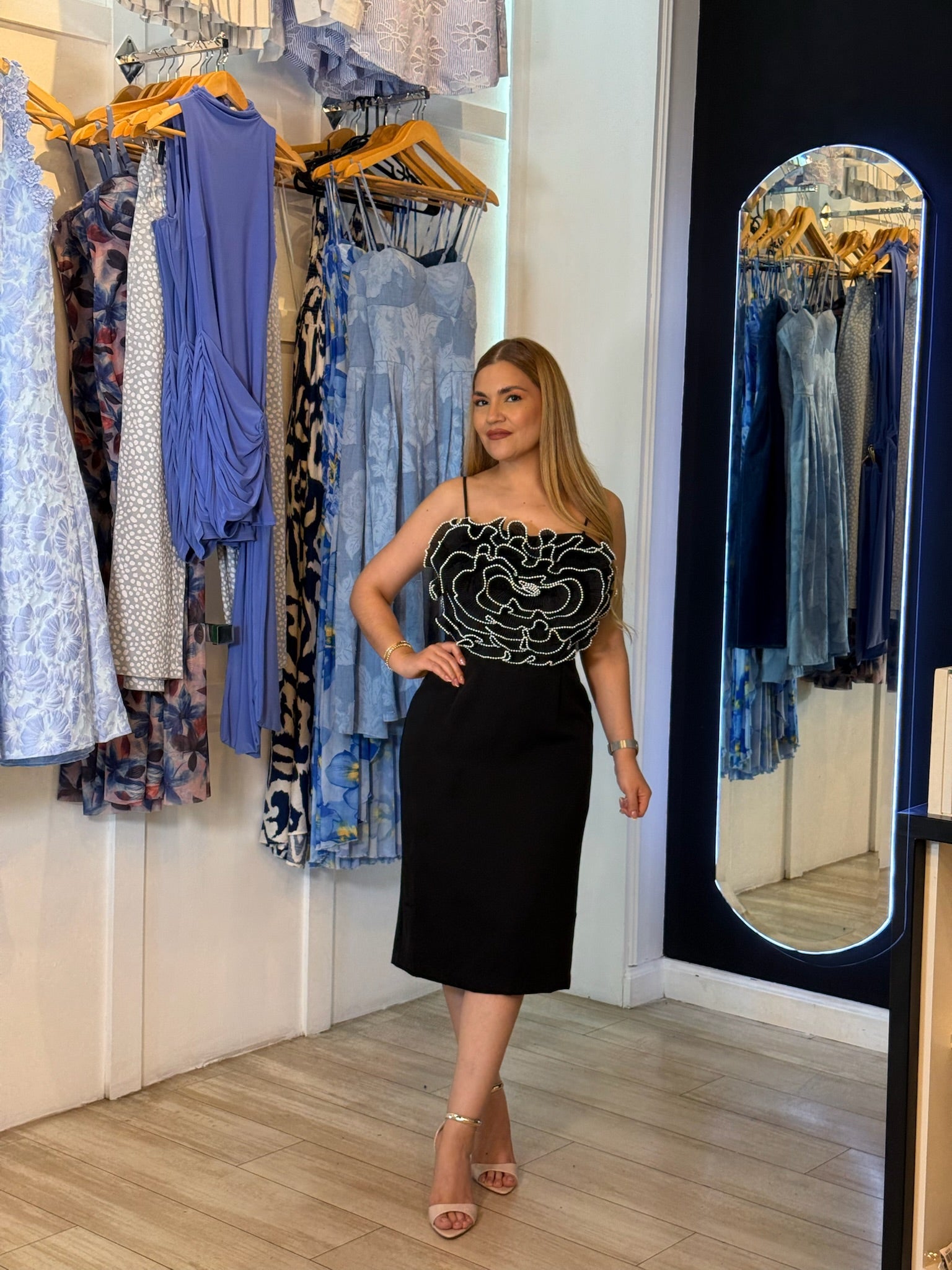 Vestido blanco y negro