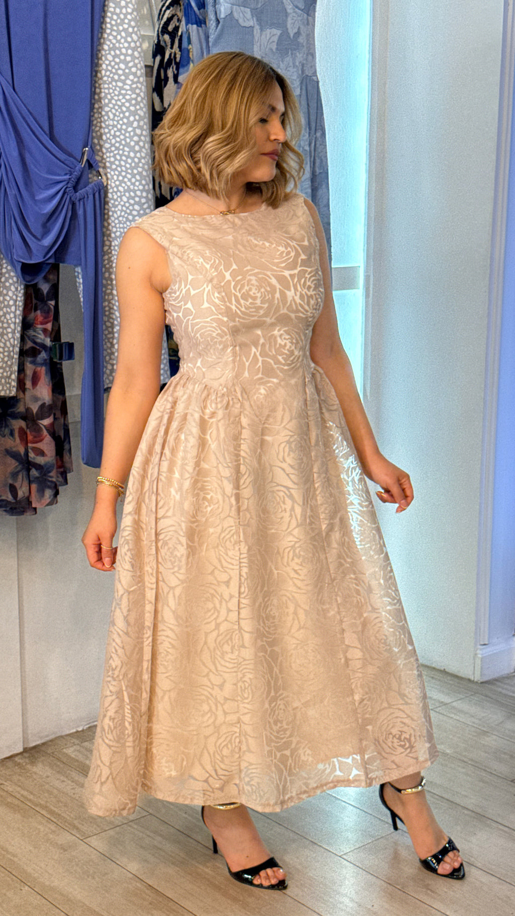 Vestido beige