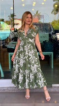 Vestido largo, verde con detalles en blanco