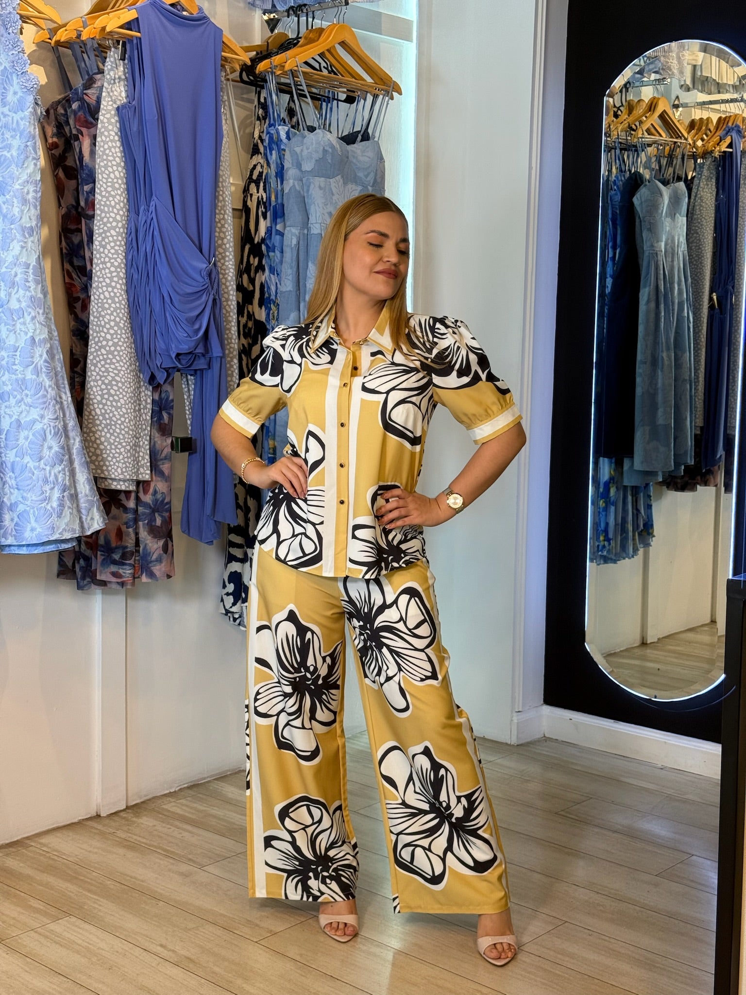 Set amarillo